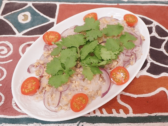 パクチー香る!TOFU MEAT(トーフミート)de 春雨サラダ